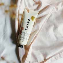 Load image into Gallery viewer, Coffee Moisturizing Scrub
