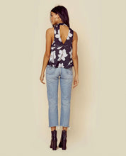 Load image into Gallery viewer, Casey Collar Top
