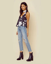Load image into Gallery viewer, Casey Collar Top
